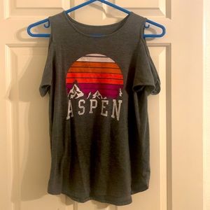 Cold Shoulder Aspen Tshirt- LIKE NEW